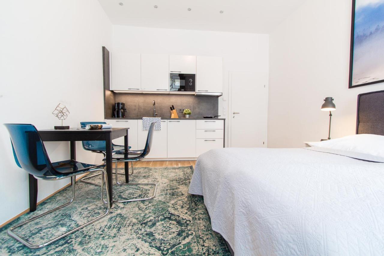 Familienplatz I Contactless Check-in Apartment Vienna