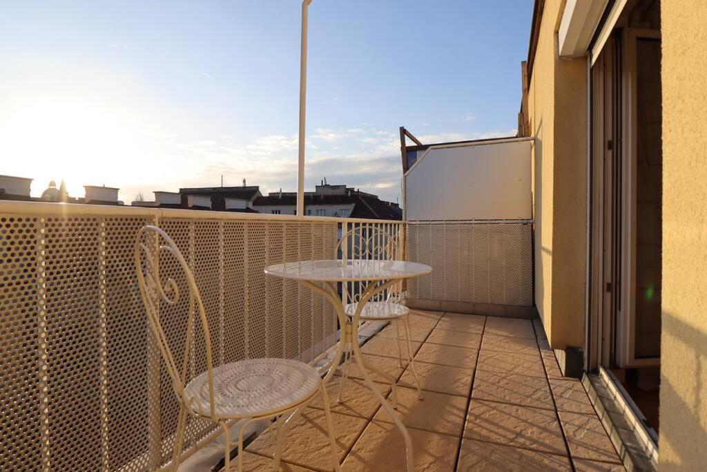 Appartamento Brilliant View: Balcony Home, Modern, Stylish And Newly Renovated