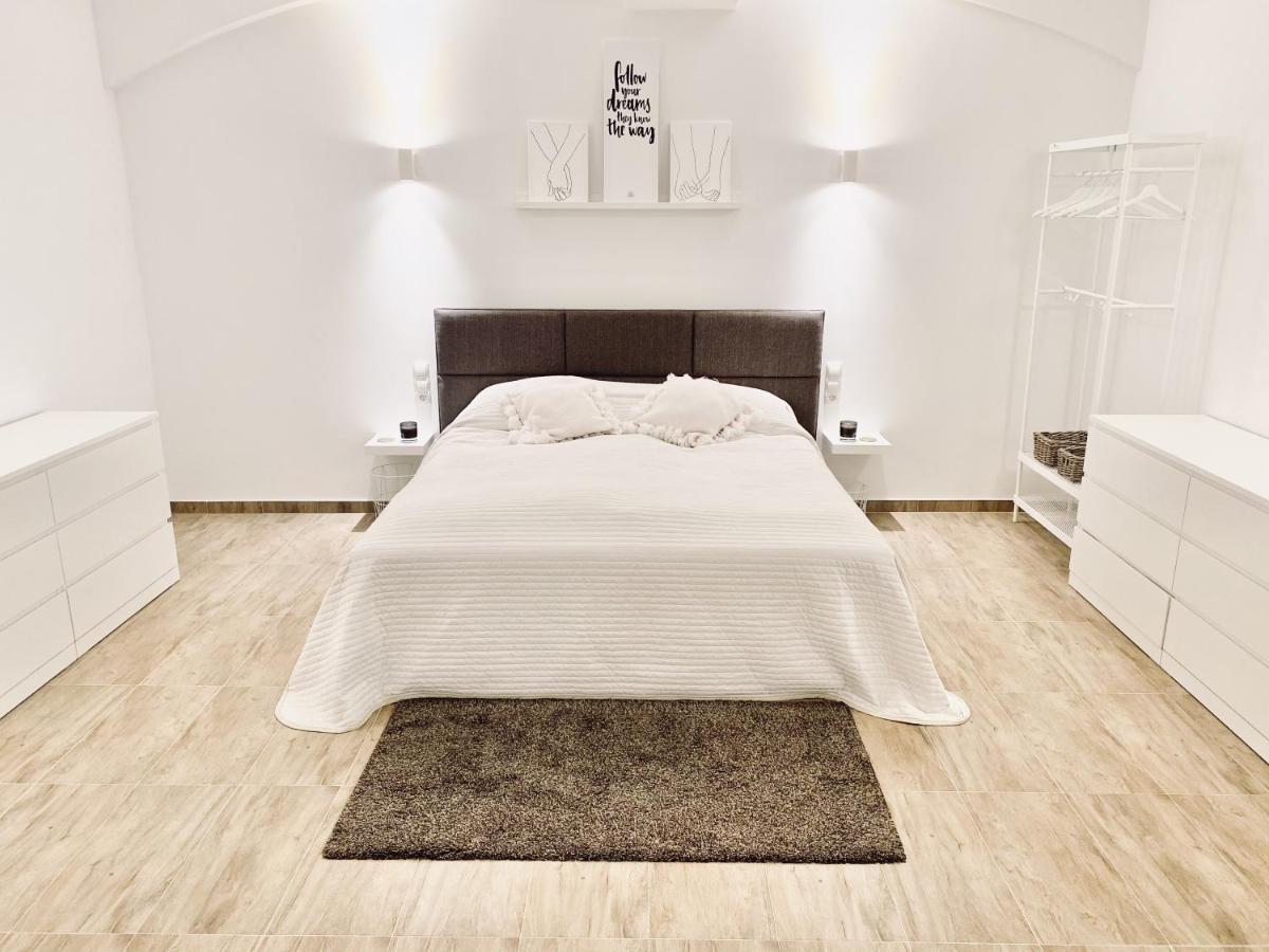 The Luxury Loft Apartment *
