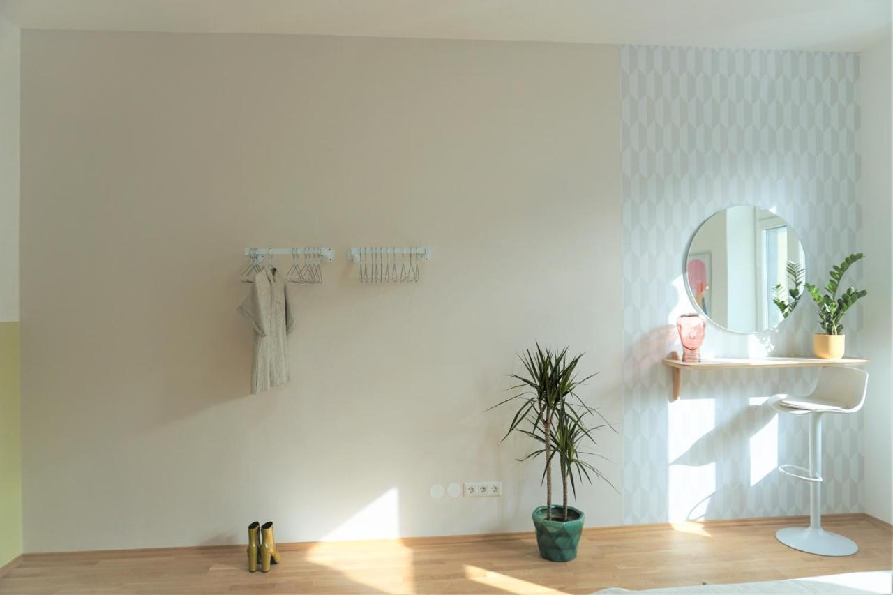 Apartamento Modern 2br - Full Kitchen - Schoenbrunn Area - 15 Mins To Center *
