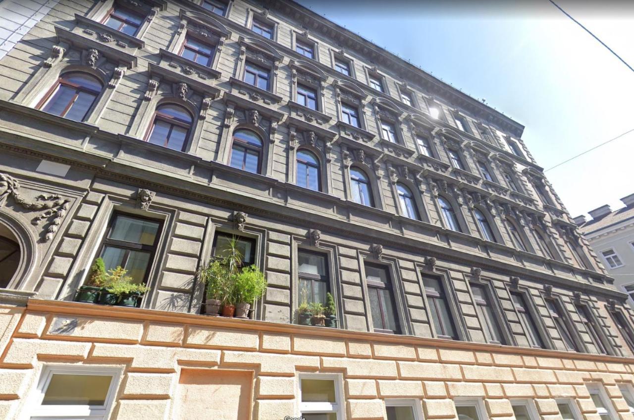 Modern 2br - Full Kitchen - Schoenbrunn Area - 15 Mins To Center *