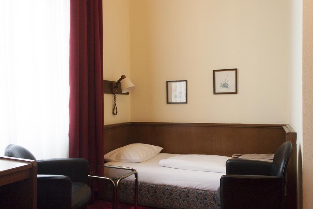 Furstenhof 3* Vienna
