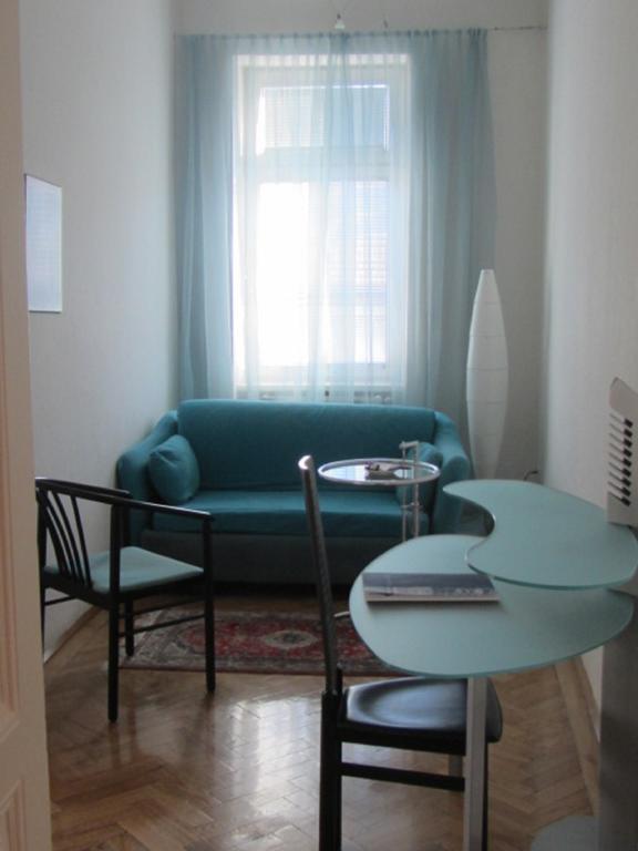 Wiener Kindl Hotel