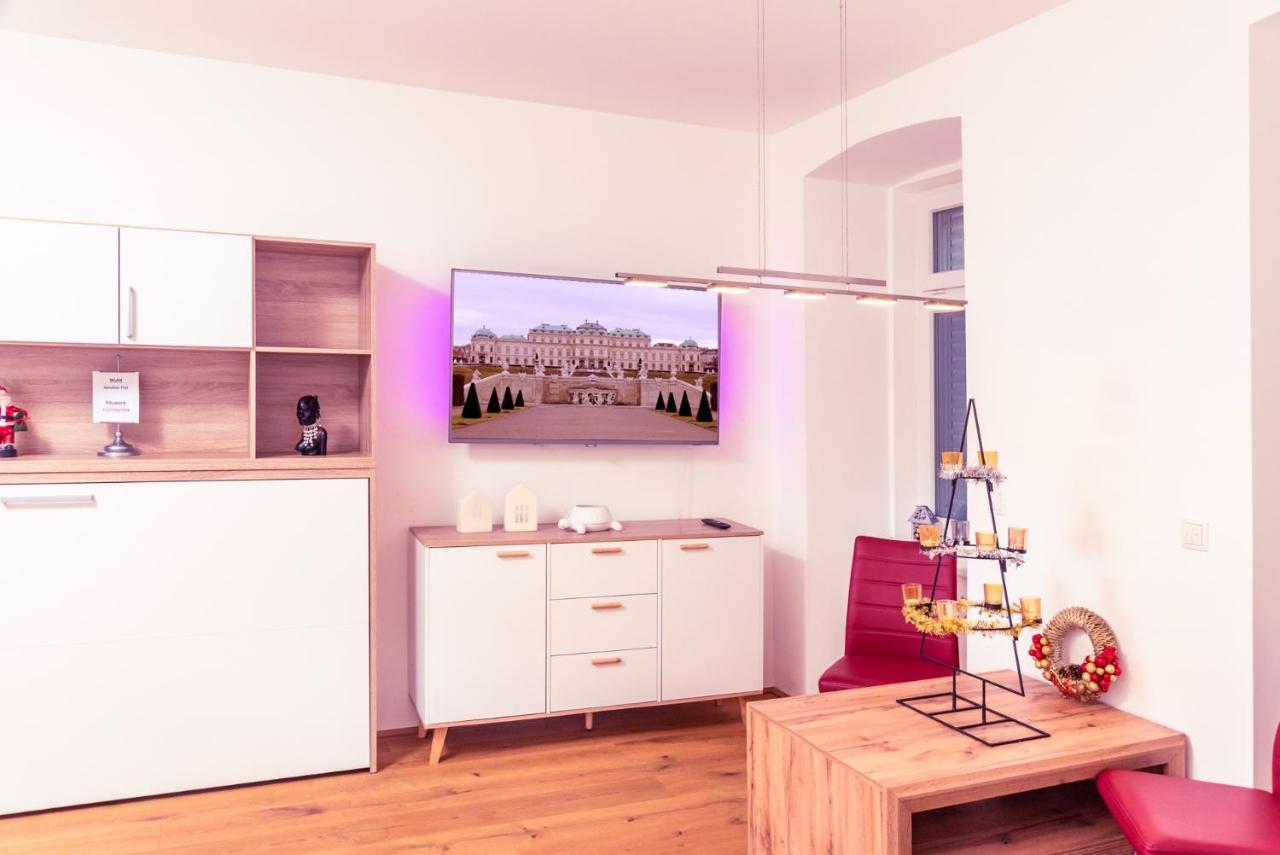 Senator Flats Petrus&kardinal Nagl Apartment *