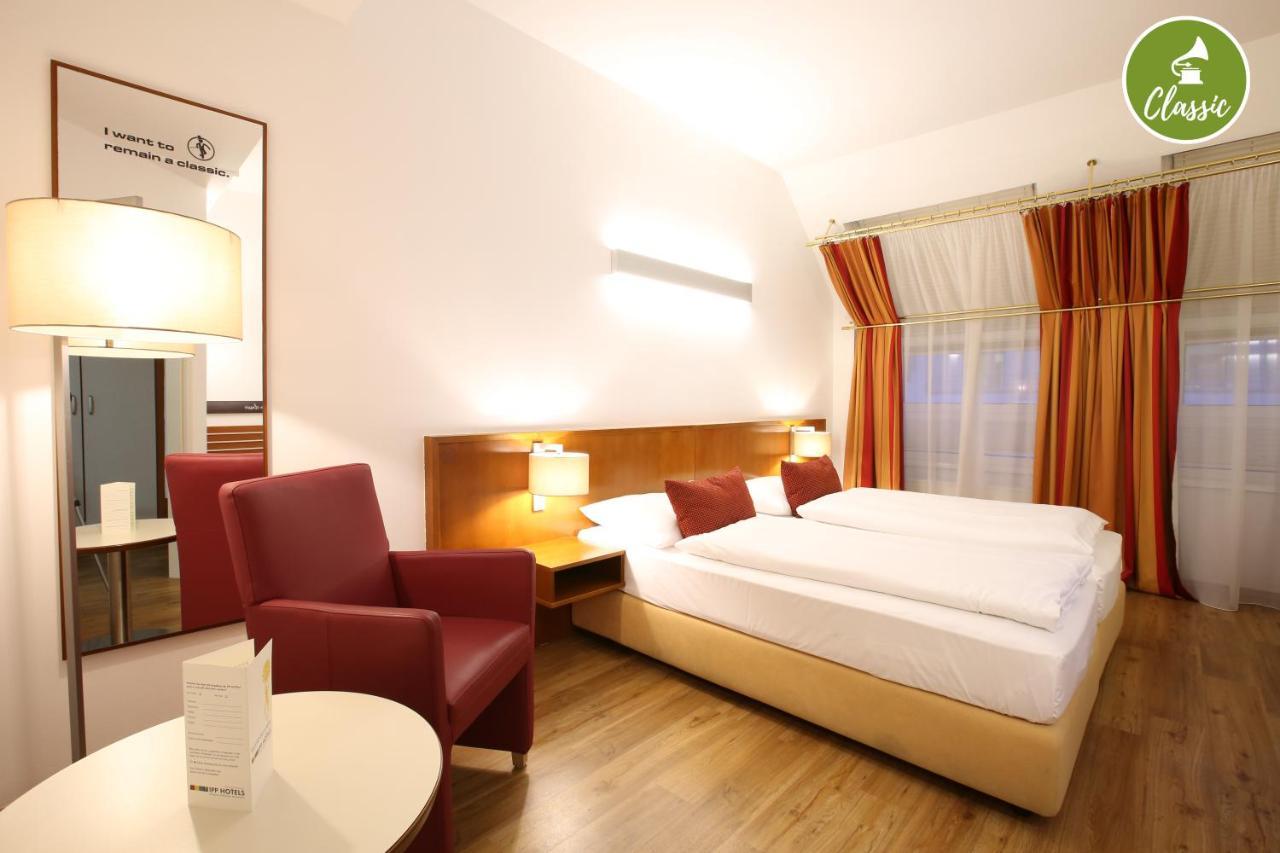 Hotel Arte Stadthalle 4*