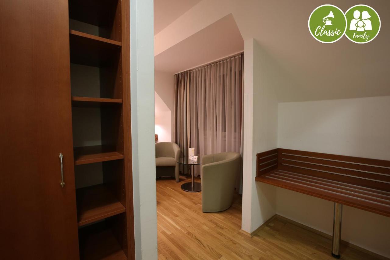 Arte Stadthalle Hotel