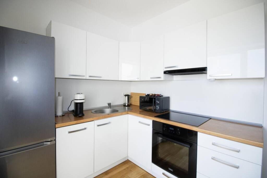 Apartment Sunny & Cozy Penthouse With Balcony L Dg4'14 Vienna