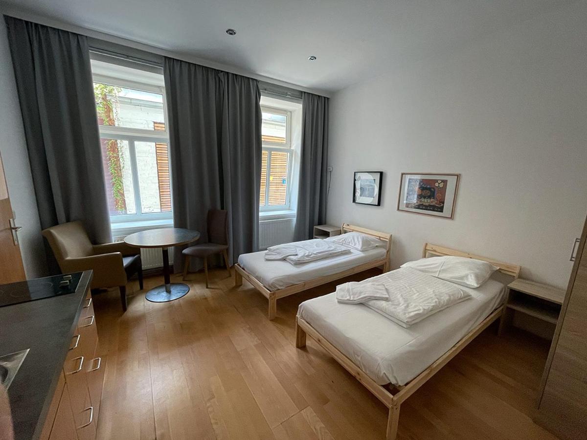 Metro Apartments Vienna Hostel