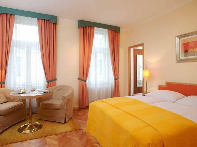 Hotel Westbahn Viena