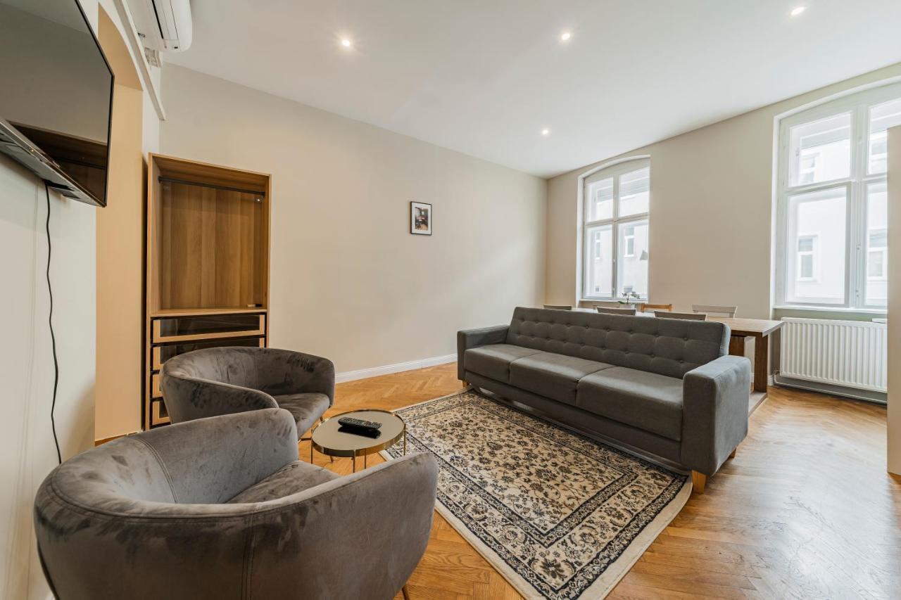 Palais Joseph Apartments, Contactless Check In Apartment