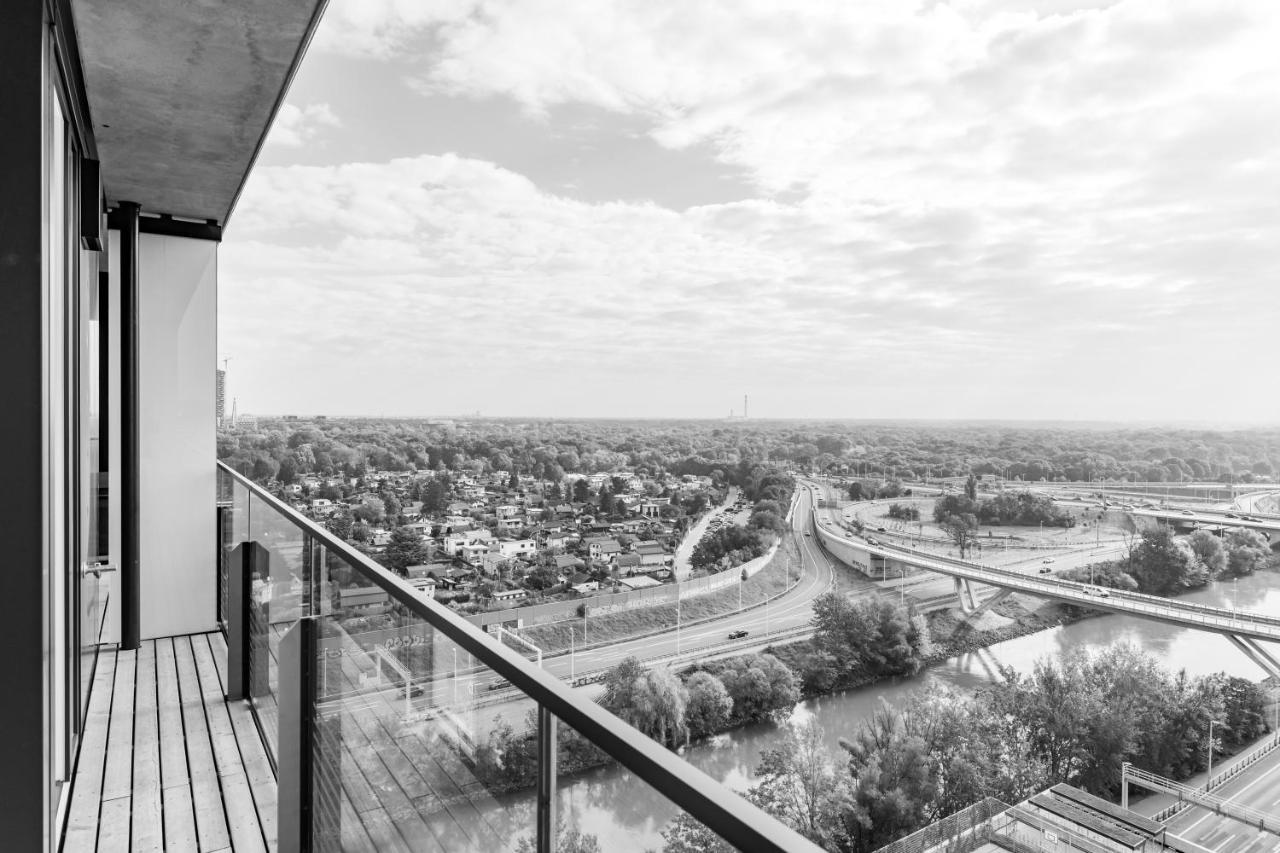 Triiiple Tower Dream With Rooftop-summer-pool Vienna