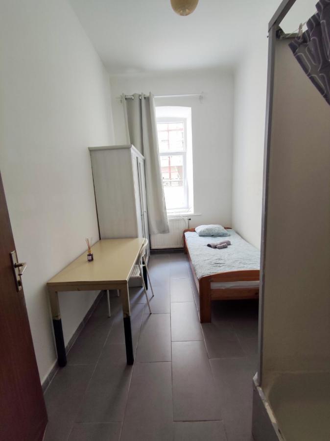 Bed & Breakfast With Privat Shower In 3 *