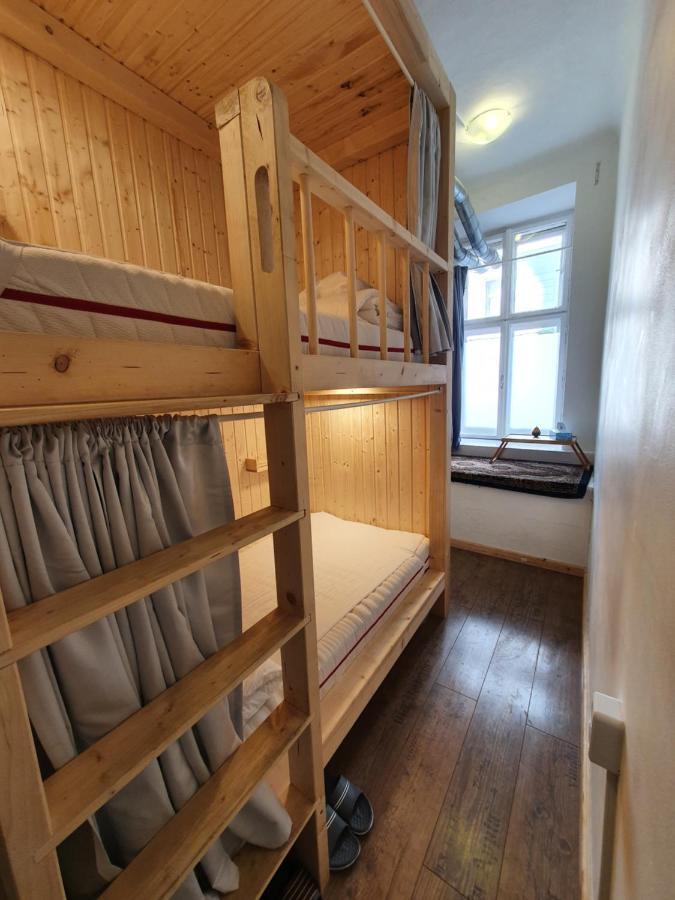Albergue 7brunnen Beds & Viena