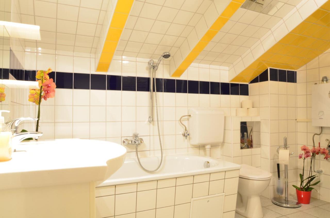 Ajo - Alte Donau View Penthouse - Self-check-in Wien