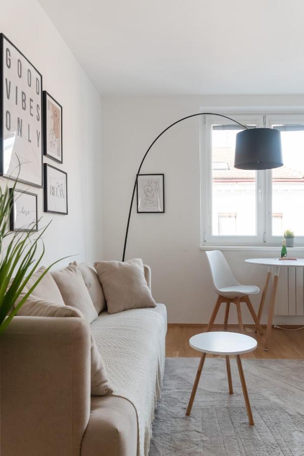 Modern, Bright -close To The Center In A Quiet Area Apartamento Viena