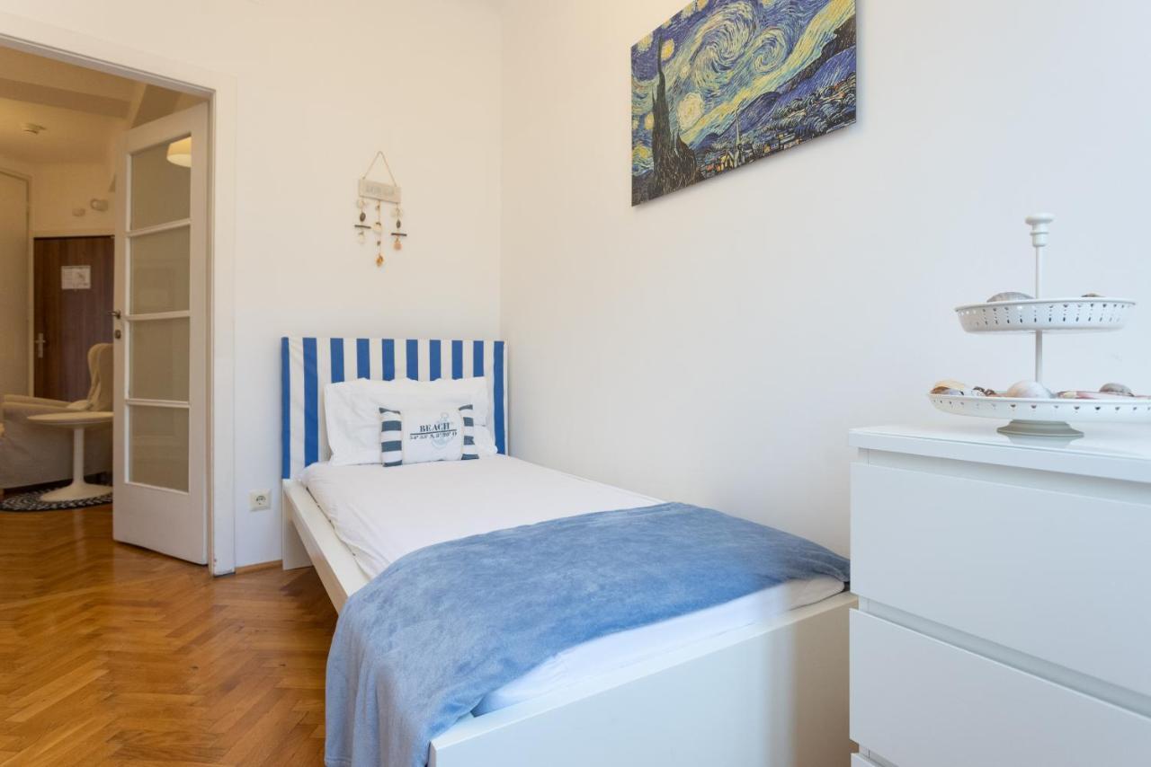 Apartment Operastreet City Center Santorin Vienna