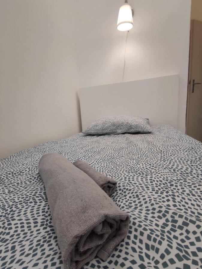 Bed & Breakfast With Privat Shower In 3