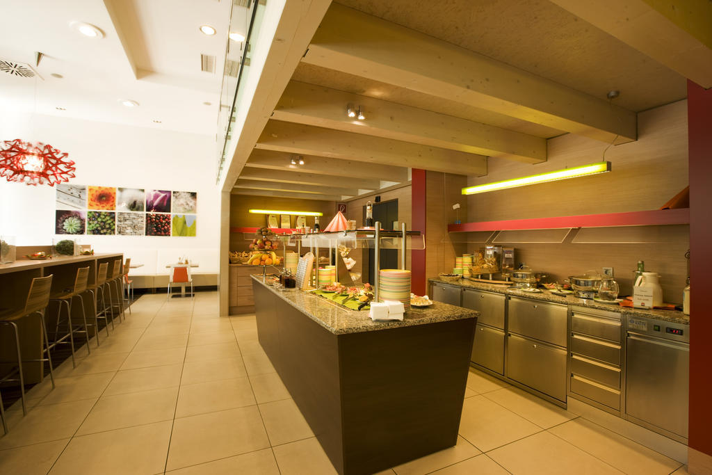 Ibis Messe Hotel Vienna