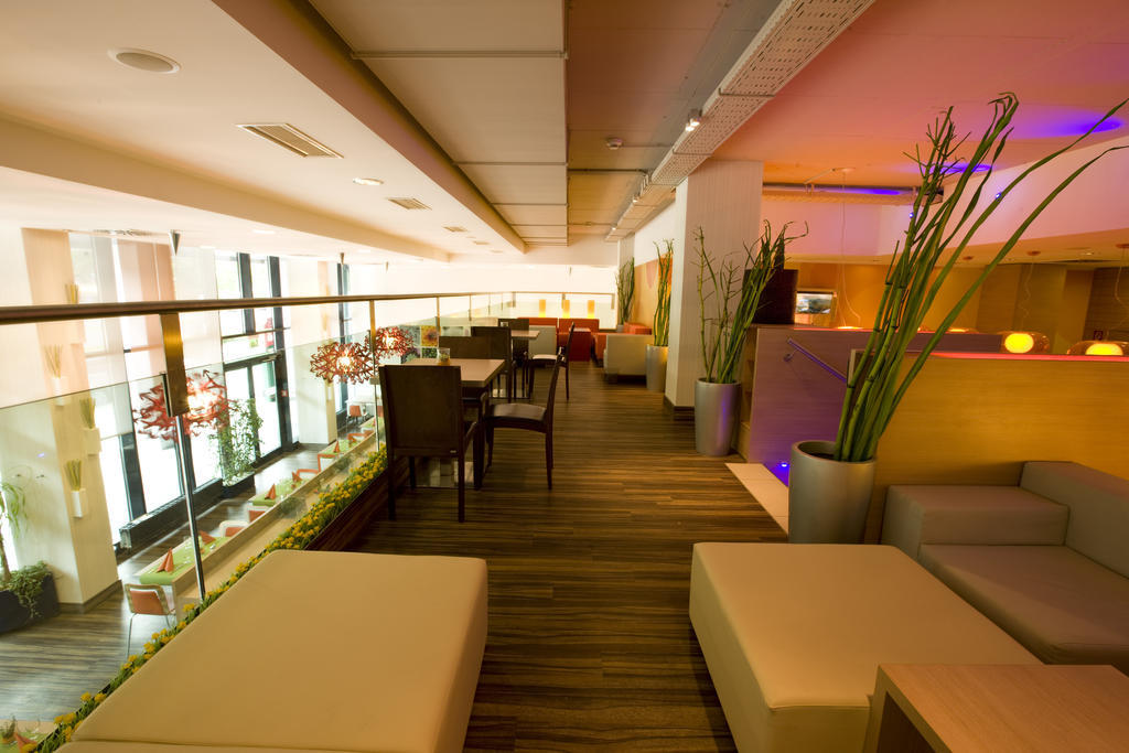 Ibis Messe