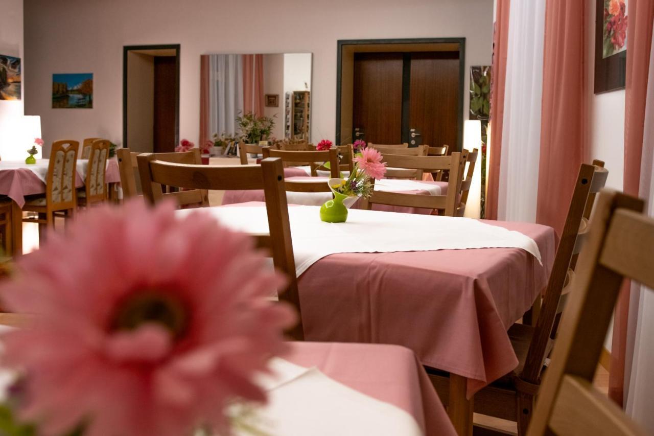 Mariahilf Bed & Breakfast