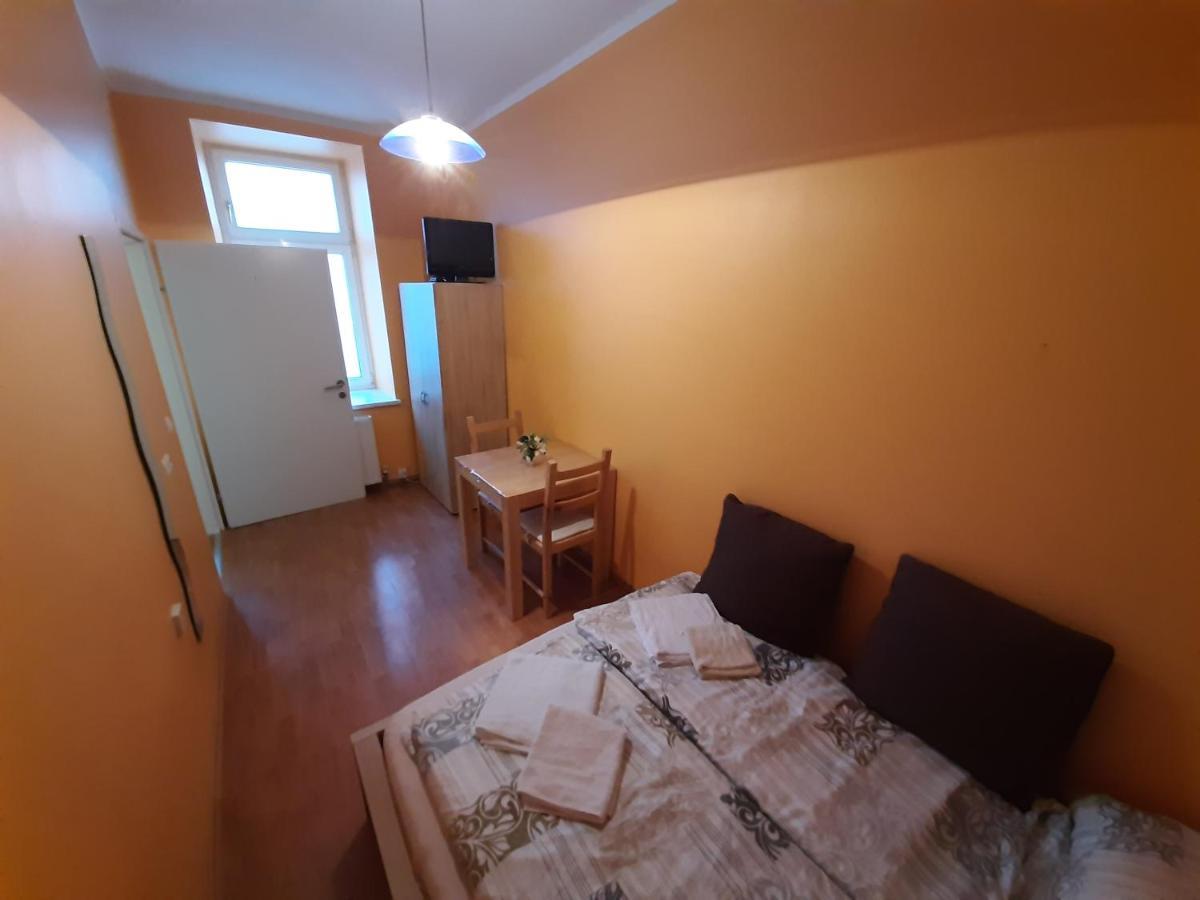Monterooms Schoenbrunn 10 Minutes To Downtown