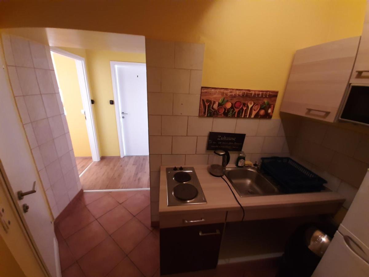 Homestay Monterooms Schoenbrunn 10 Minutes To Downtown