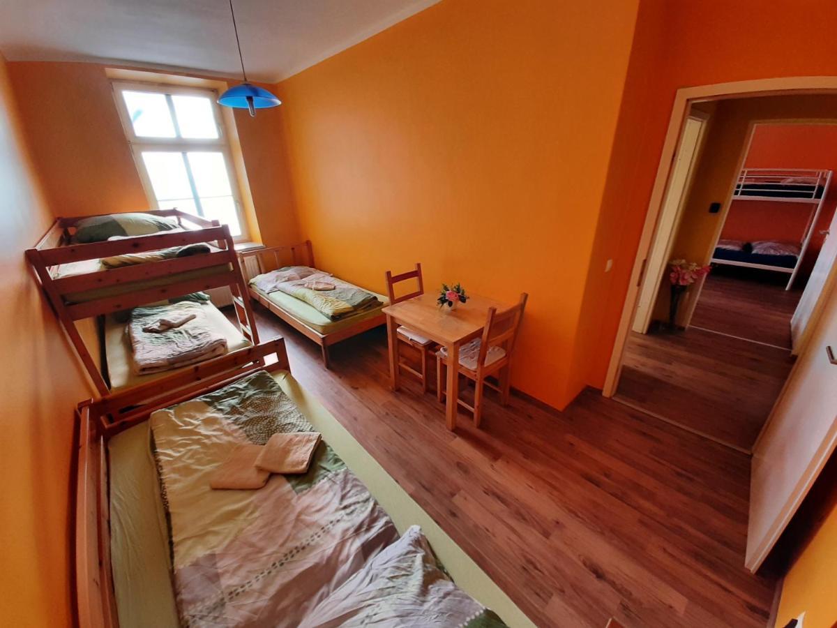 Monterooms Schoenbrunn 10 Minutes To Downtown Homestay Vienna