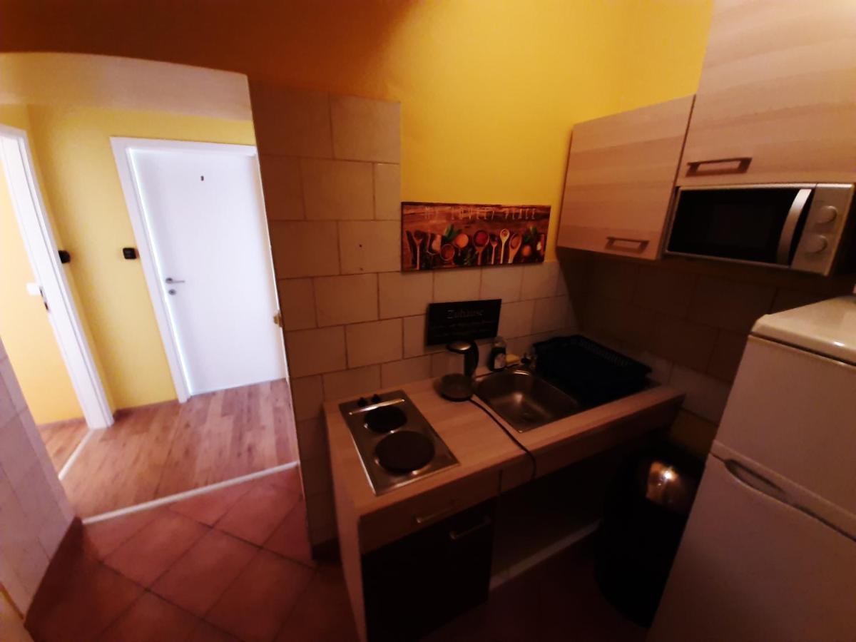 Monterooms Schoenbrunn 10 Minutes To Downtown *