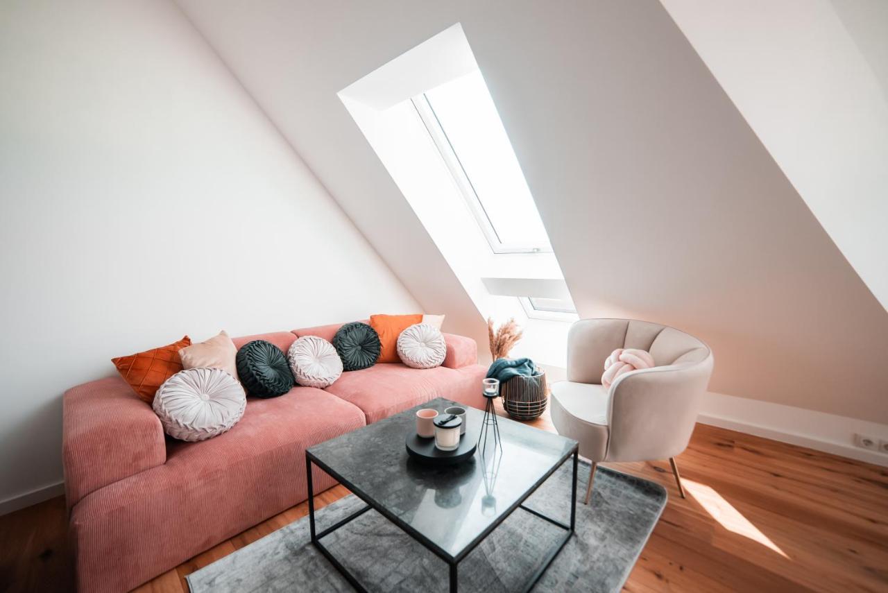 Triangle Penthouse Apartment Vienna