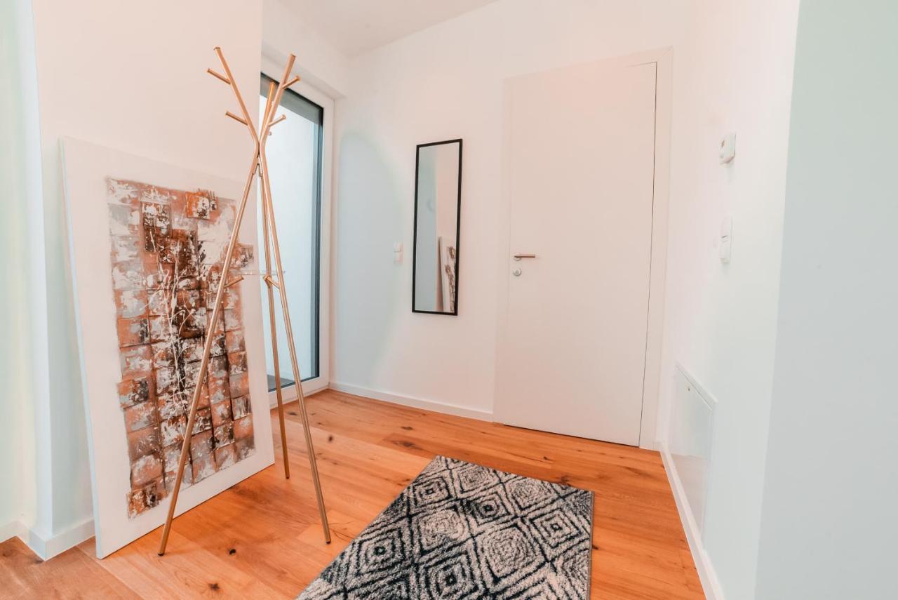 Triangle Penthouse Apartment Vienna