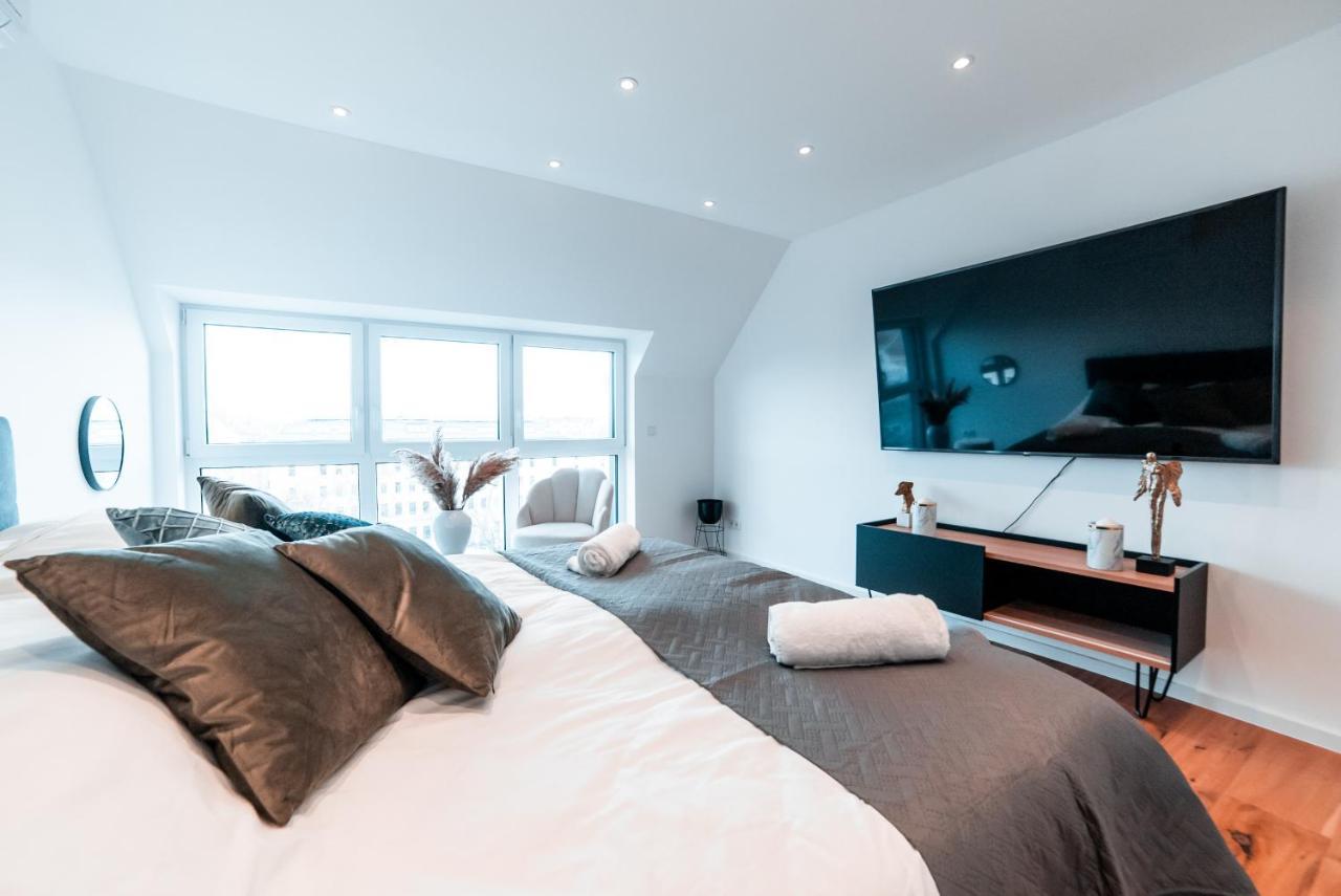 Triangle Penthouse