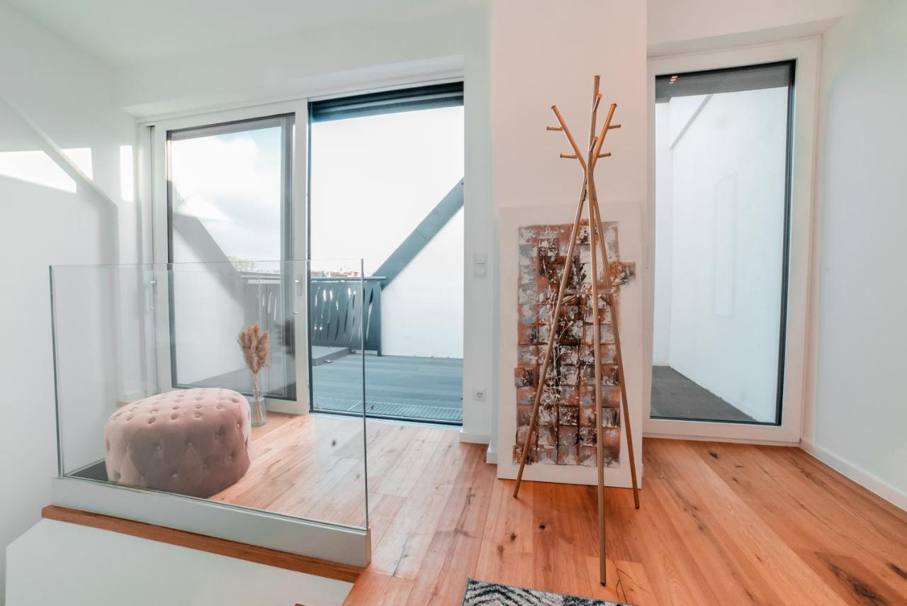 Triangle Penthouse Apartment Vienna