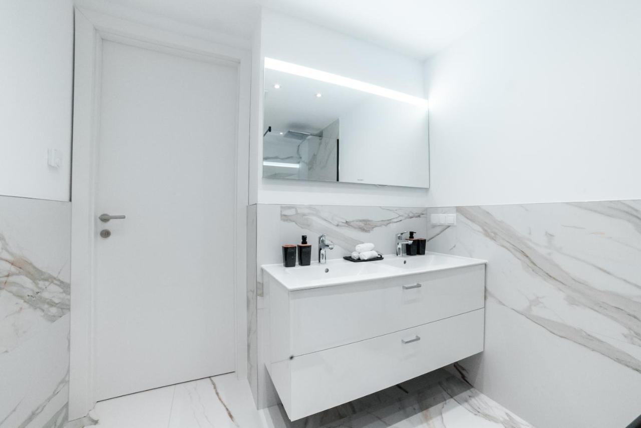 Apartment Triangle Penthouse *