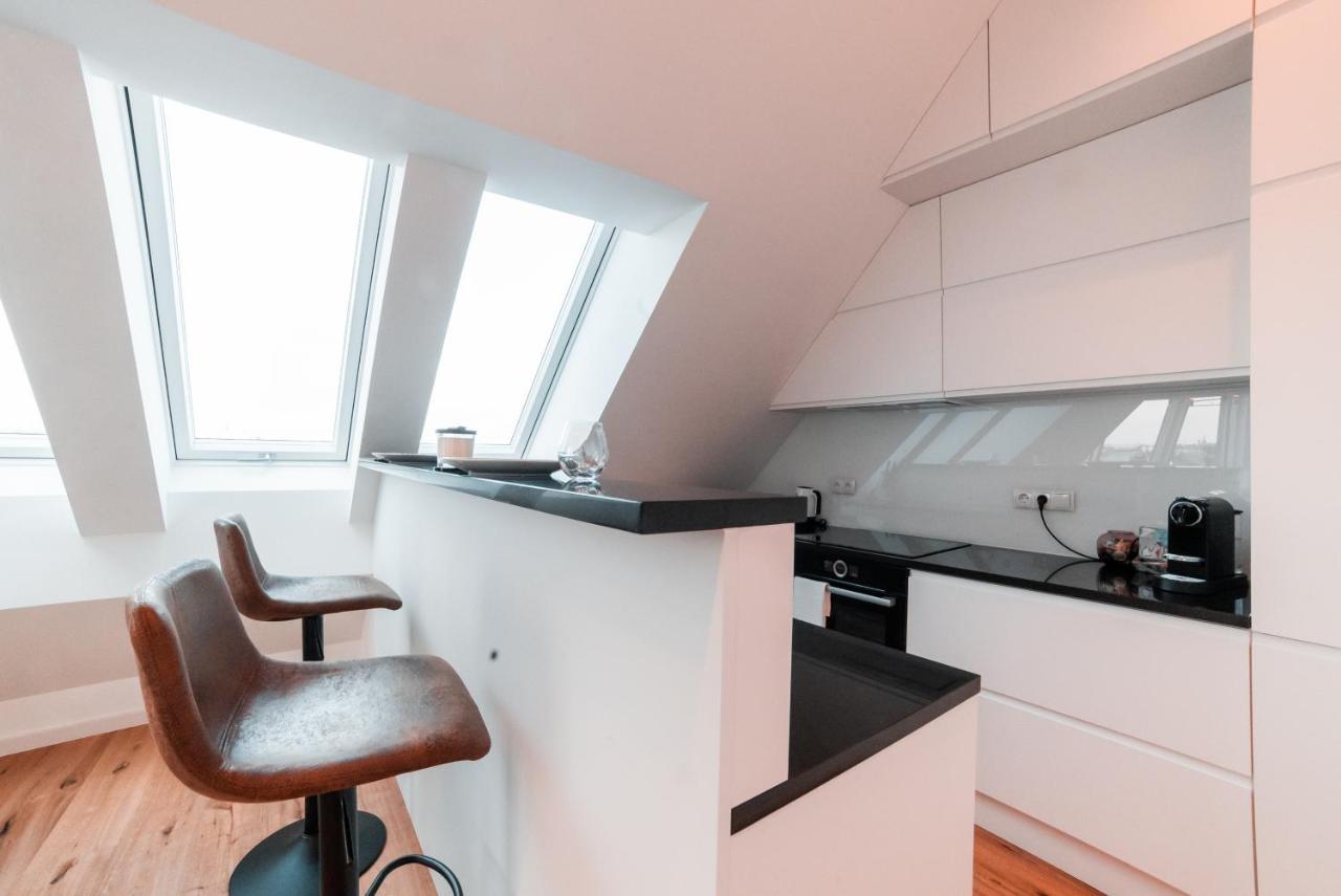 Apartment Triangle Penthouse *