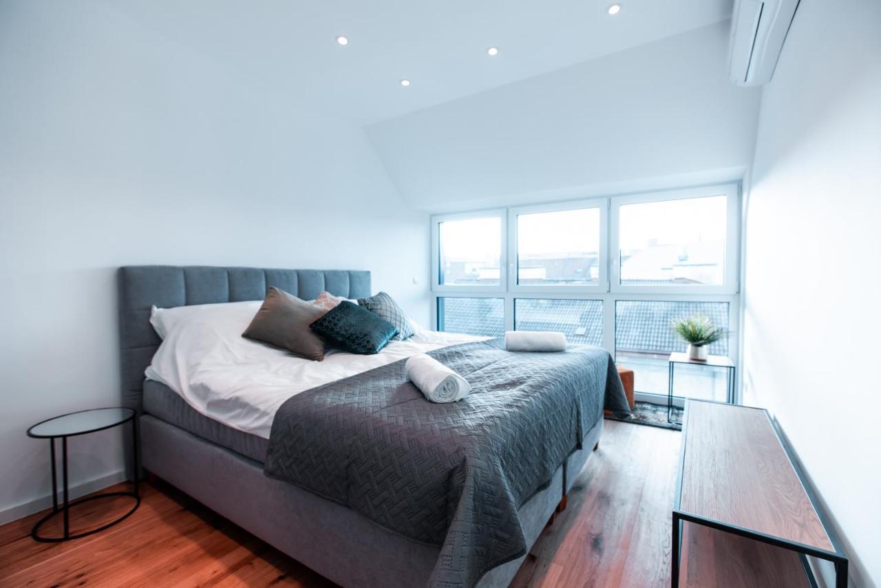 Triangle Penthouse Apartment