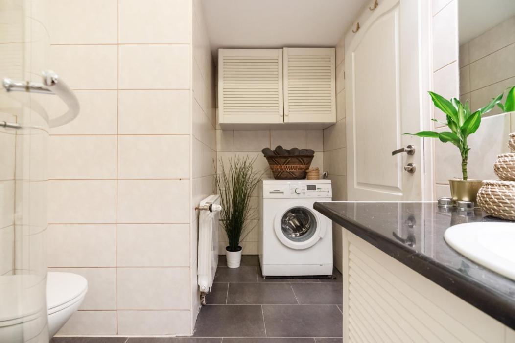Three Bedroom, Ideal For Big Groups, 14 Vienna