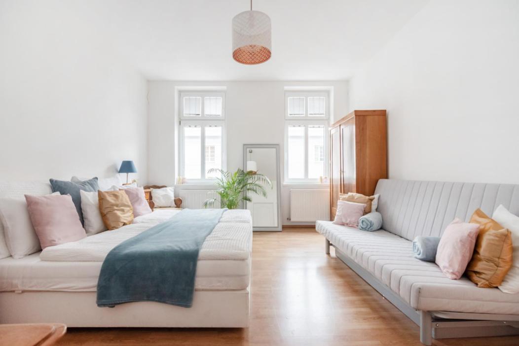 Apartment Three Bedroom, Ideal For Big Groups, 14