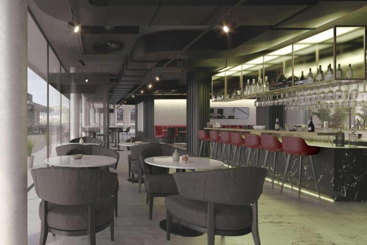 Radisson Red Hotel,