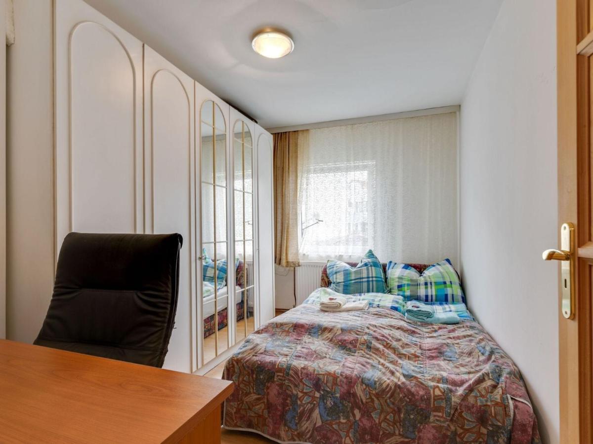 Casa vacanze Lively Holiday In With Private Garden *