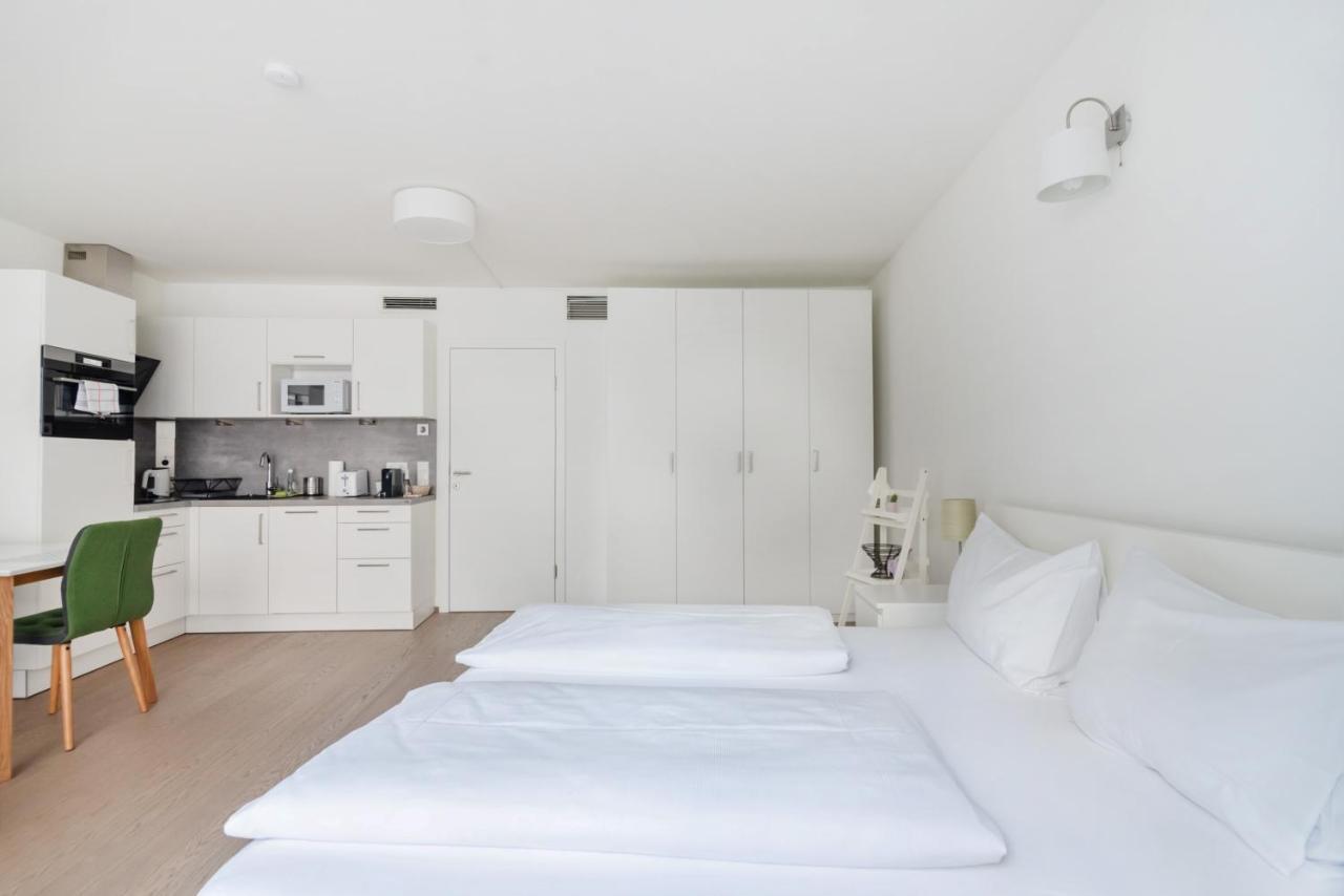 Quiet And Cozy Next To Mariahilfer Strasse And Naschmarkt With Ac, Minimum 30 Nights Apartment Wien