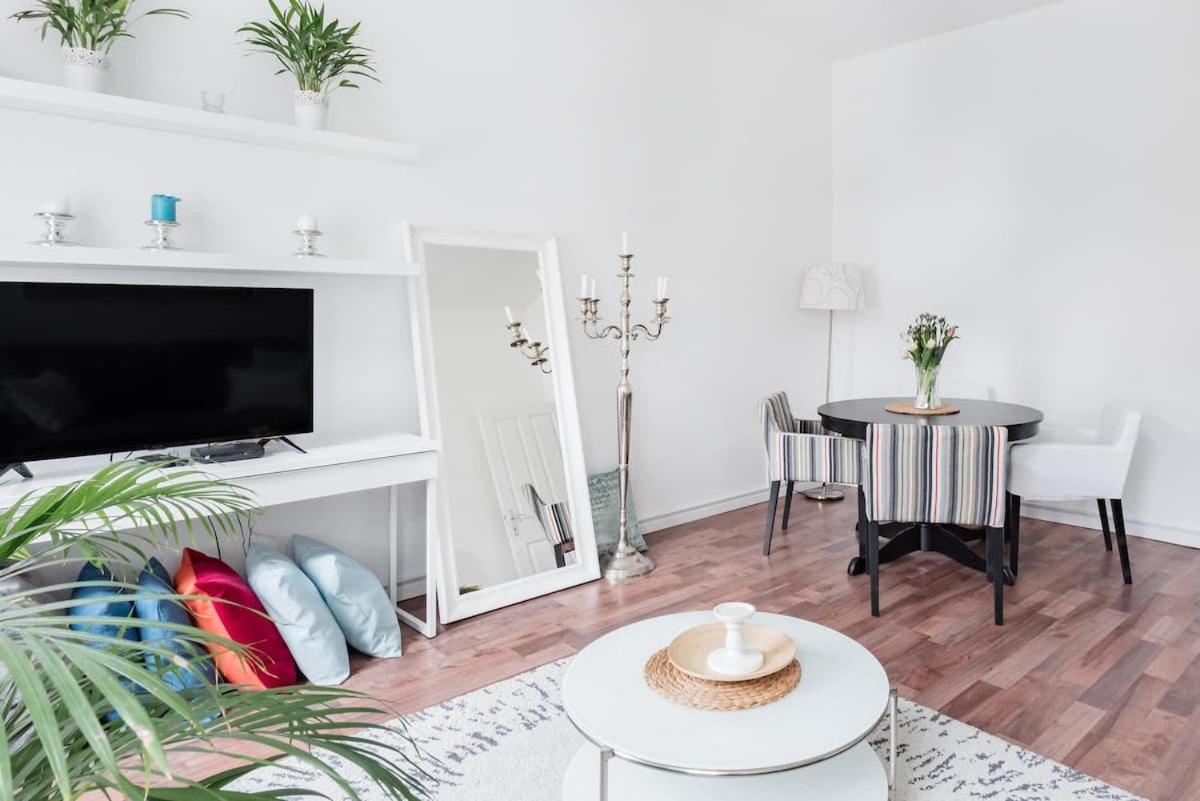 ⍟luxurious And Bright⍟ 5 Min Walk To City Center Viena