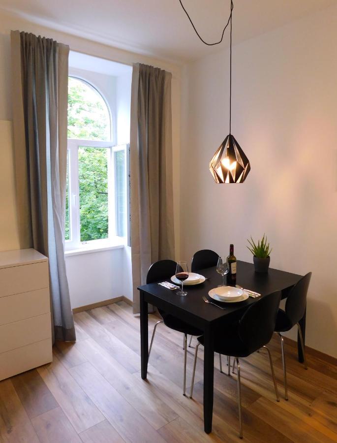 Max, Ruhige Sonnige In Praternahe Apartment