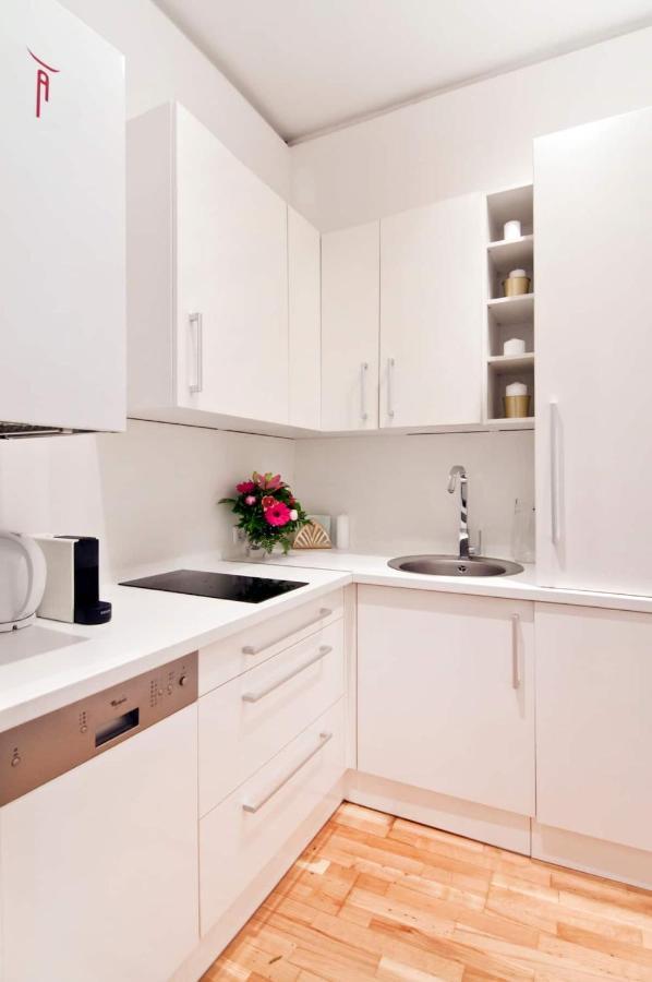 ⍟luxurious And Bright⍟ 5 Min Walk To City Center *