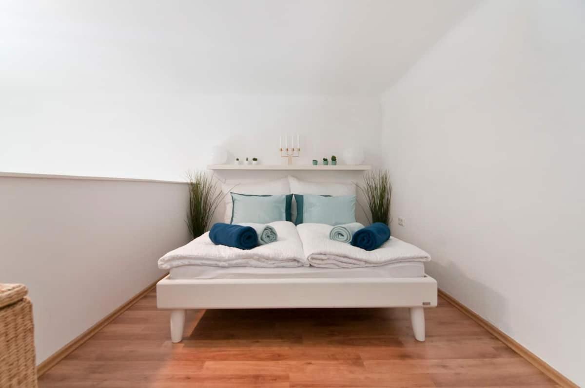 ⍟luxurious And Bright⍟ 5 Min Walk To City Center *