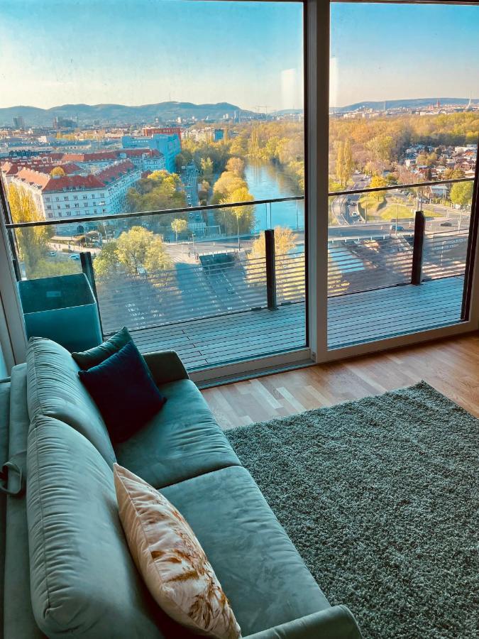 Apartment Royal Swan Skyline, *