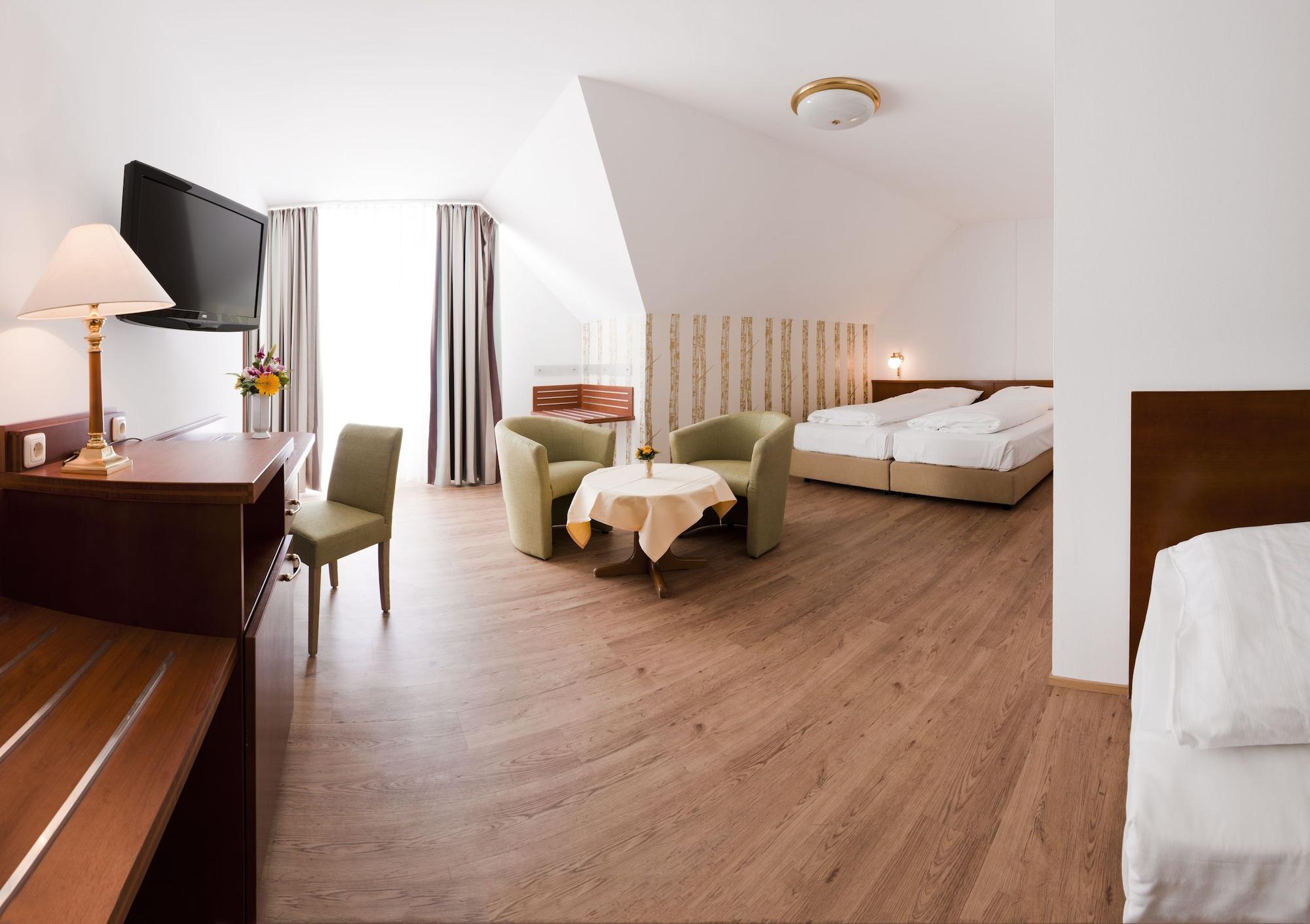 Arte Stadthalle Hotel 4*