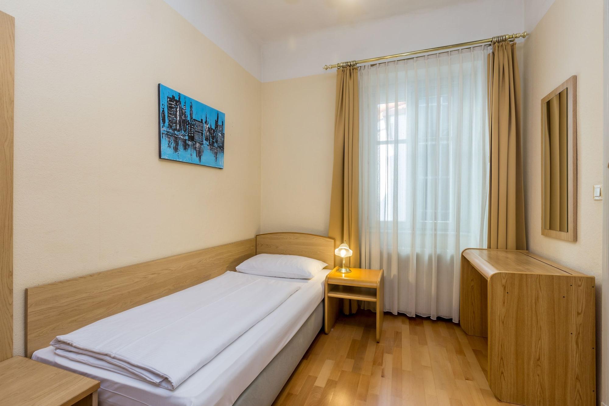 Graf Stadion Hotel Vienna