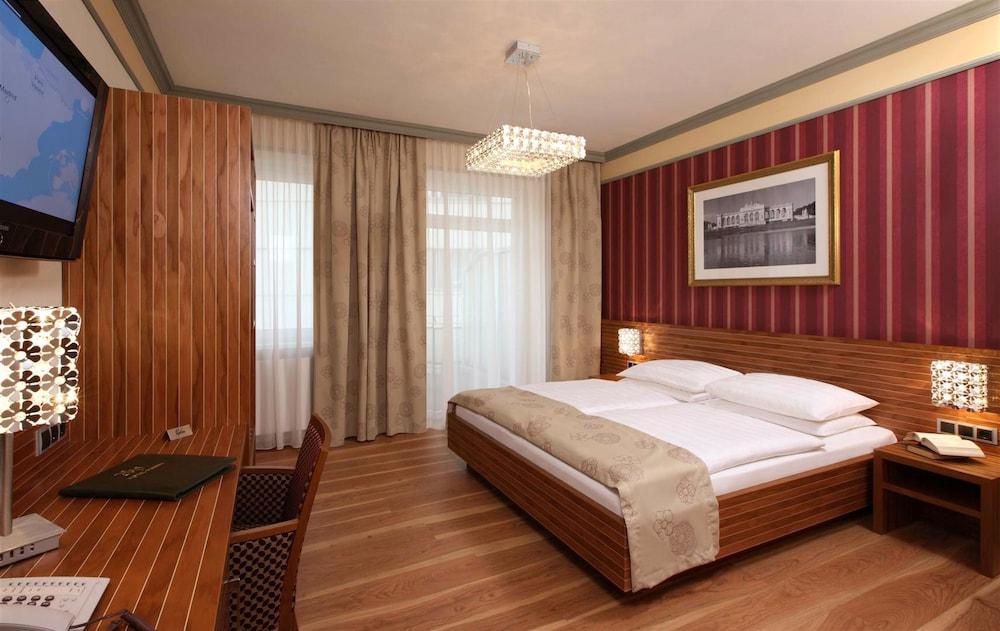 Hotel Beim Prater 4*
