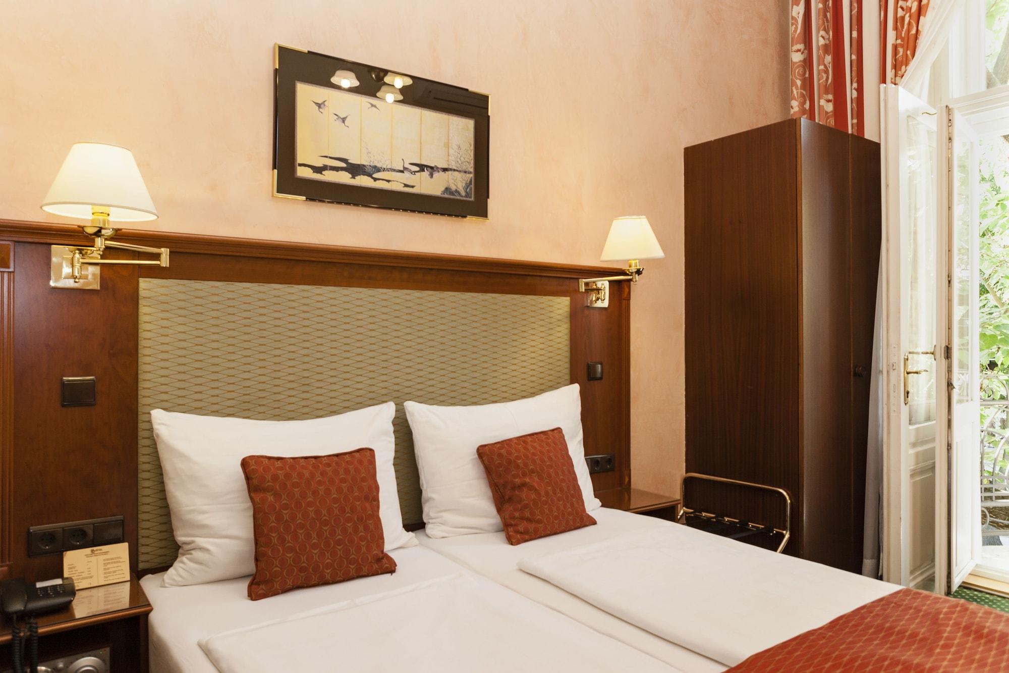 Park Hotel 4*