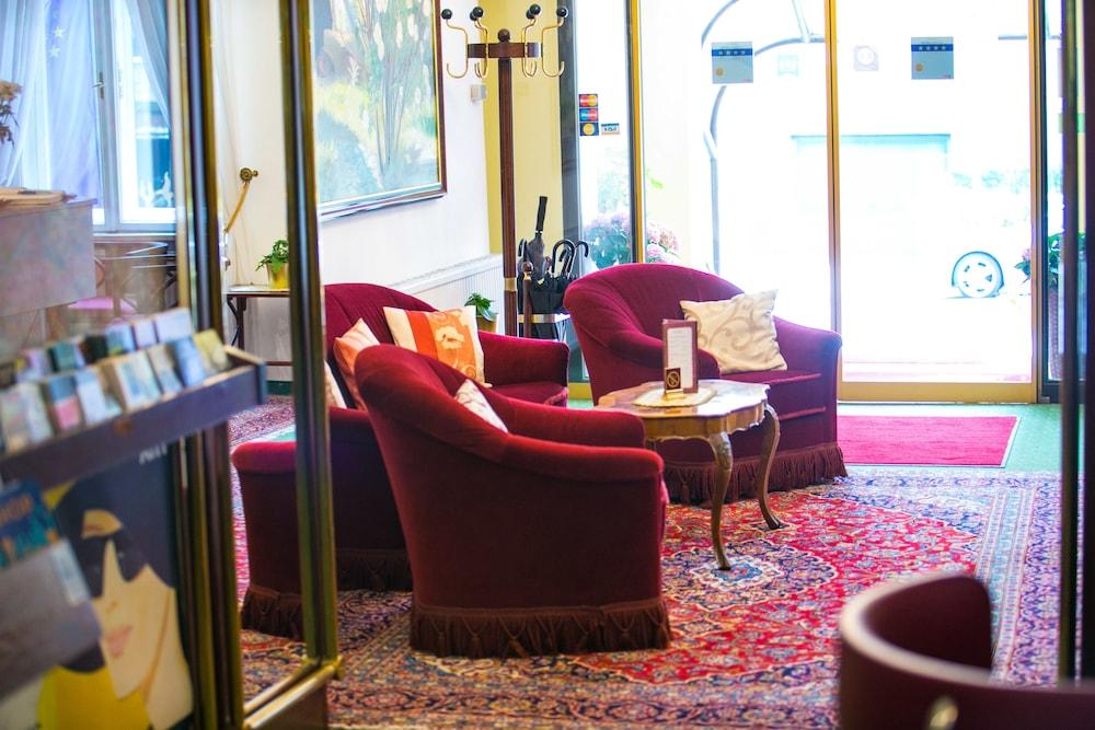 Hotel Park 4*
